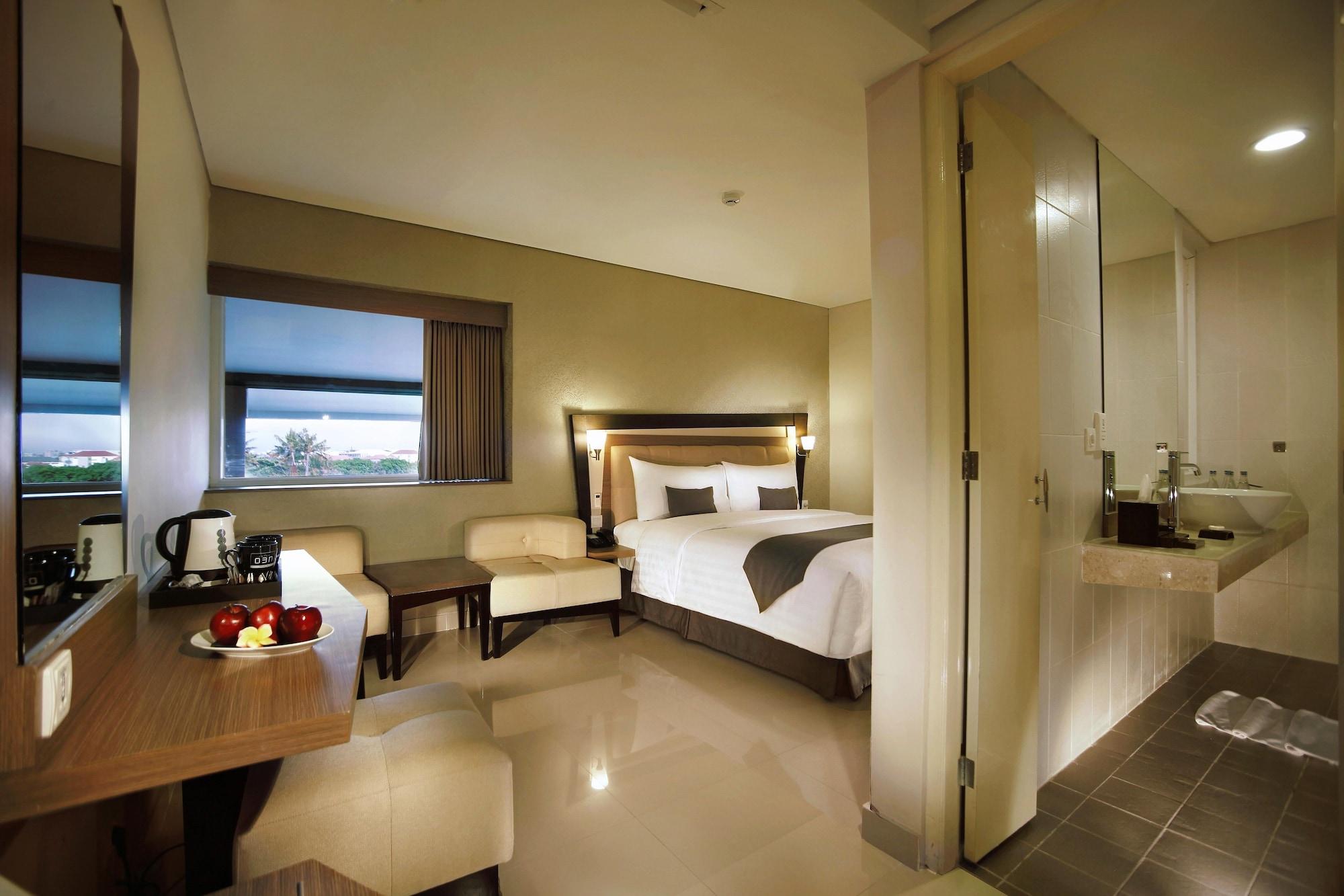 Legian Hotel Neo - Kuta, Jelantik מראה חיצוני תמונה