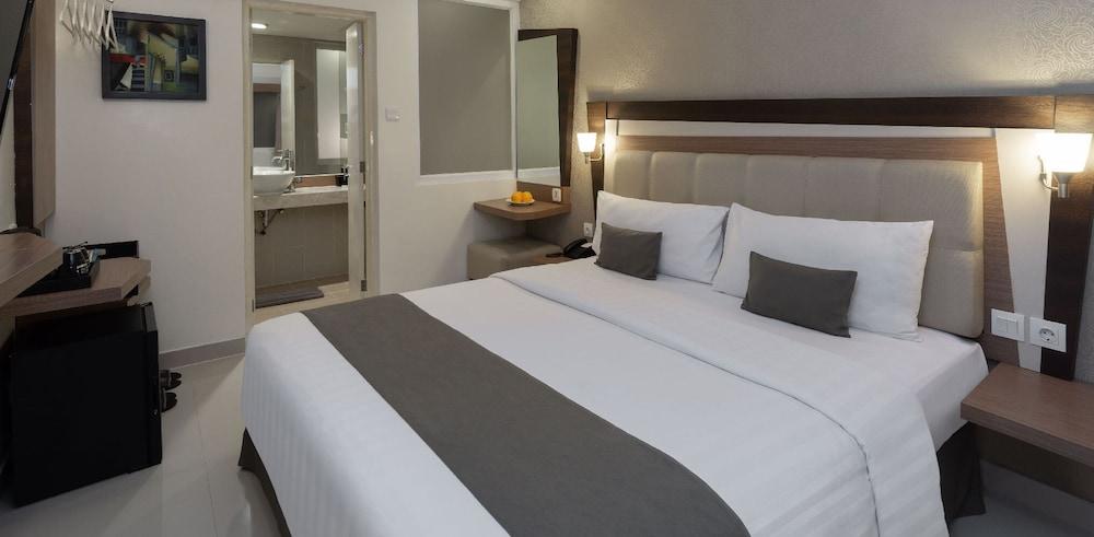 Legian Hotel Neo - Kuta, Jelantik מראה חיצוני תמונה