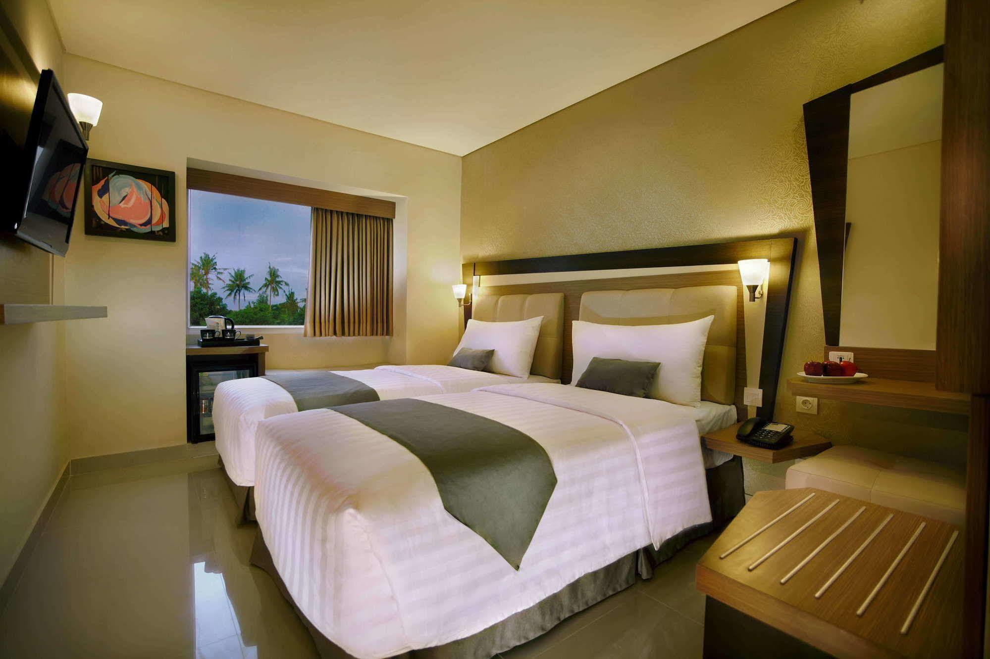 Legian Hotel Neo - Kuta, Jelantik מראה חיצוני תמונה